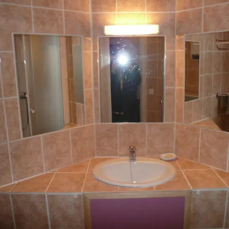 Chambres D Hotes Lou Recantou Bed & Breakfast *